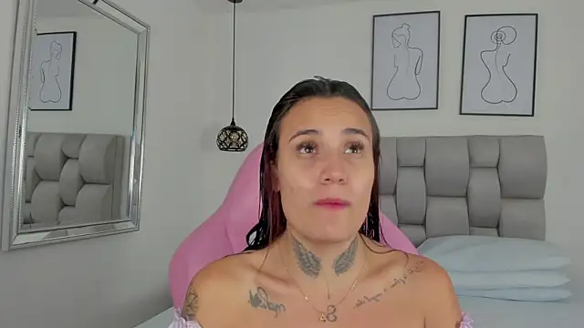 Snapshot of Susan-Sweet-7 chatting on 12, 10, 2025 Susan-Sweet-7 online show from 12, 10, 2025