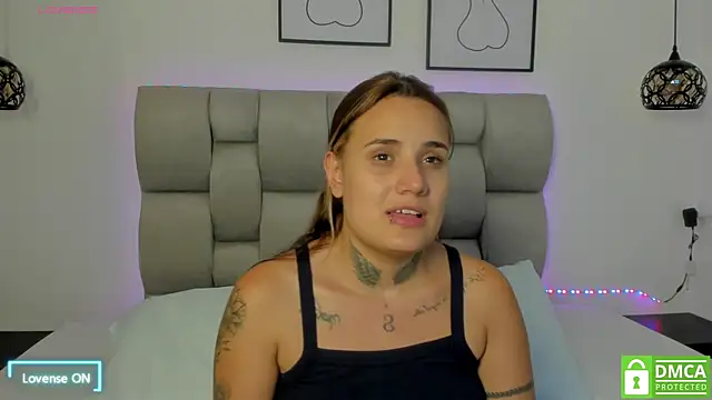 Susan-Sweet-7 online show from 12, 5, 2026