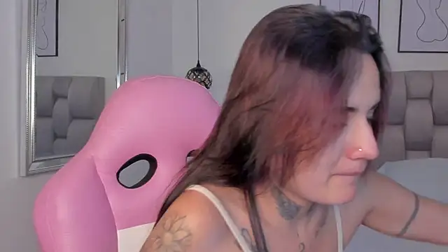 Snapshot of Susan-Sweet-7 chatting on 12, 11, 2025 Susan-Sweet-7 online show from 12, 11, 2025