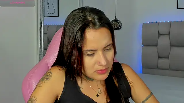 Susan-Sweet-7 online show from 2, 12, 2025