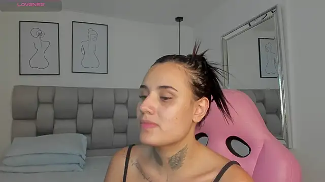 Snapshot of Susan-Sweet-7 chatting on 9, 11, 2025 Susan-Sweet-7 online show from 9, 11, 2025