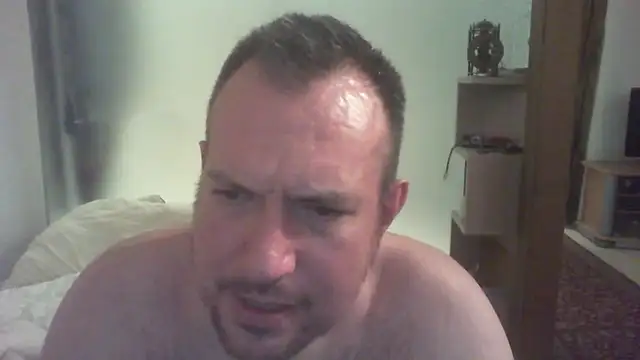 Snapshot of Mike_12hot chatting on 11, 4, 2026 Mike 12hot online show from 11, 4, 2026