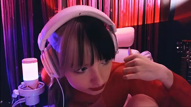 Avi Nile online show from 16, 12, 2025