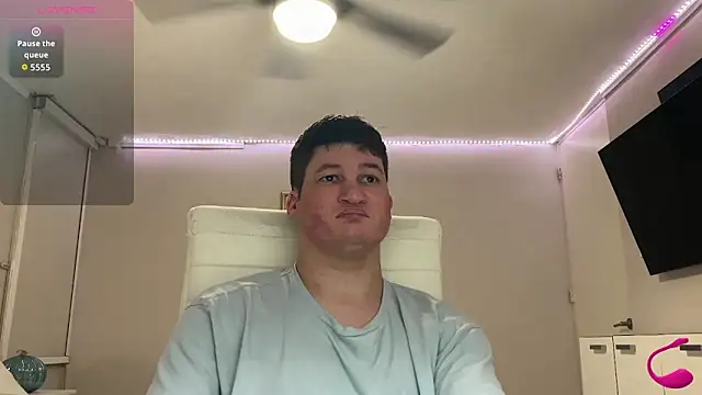 Snapshot of Lorenzo_hernandez chatting on 30, 9, 2025 Lorenzo hernandez online show from 30, 9, 2025