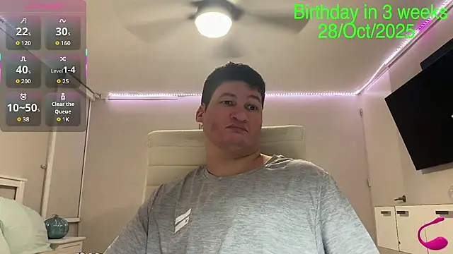 Snapshot of Lorenzo_hernandez chatting on 2, 10, 2025 Lorenzo hernandez online show from 2, 10, 2025