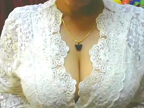 Snapshot of ishmita99 chatting on 17, 1, 2025 ishmita99 online show from 17, 1, 2025