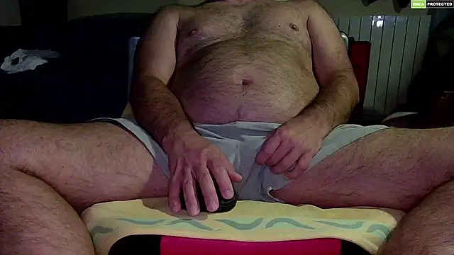 Snapshot of MultiOrgasmicLover chatting on 26, 5, 2026 MultiOrgasmicLover online show from 26, 5, 2026