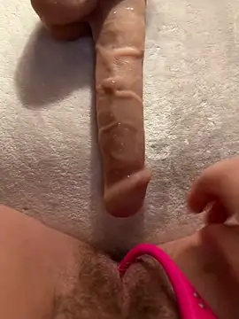 Leanaa Jolly online show from 9, 4, 2026