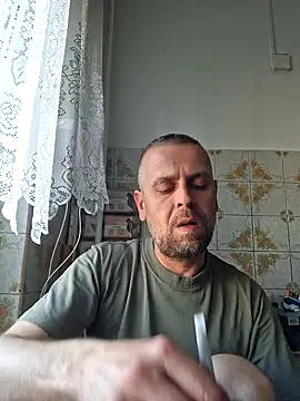 Snapshot of Huncutkuki chatting on 7, 4, 2026 Huncutkuki online show from 7, 4, 2026