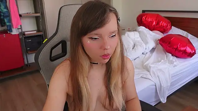 Ayra Lust online show from 17, 2, 2026