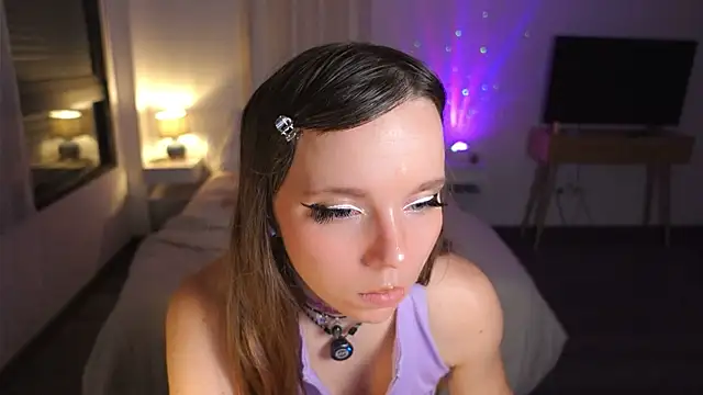 Ayra Lust online show from 8, 6, 2026