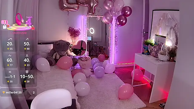 LoryWood online show from 5, 12, 2025