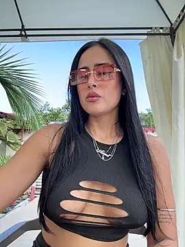 Alexandra duque online show from 1, 11, 2025