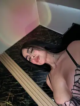 Snapshot of Alexandra_duque chatting on 1, 7, 2026 Alexandra duque online show from 1, 7, 2026