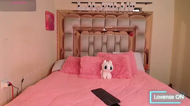 emilyaboott online show from 17, 10, 2025