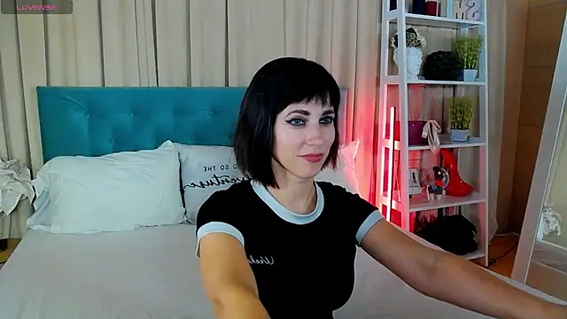 HeidiBloom online show from 15, 3, 2025
