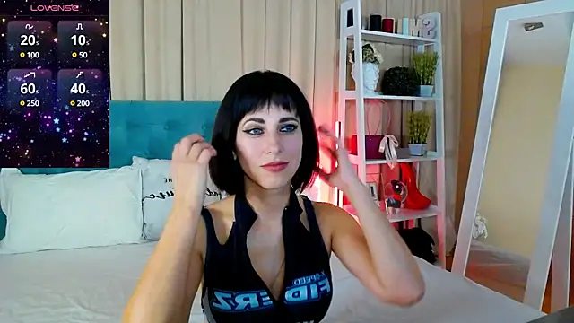 HeidiBloom online show from 12, 3, 2025