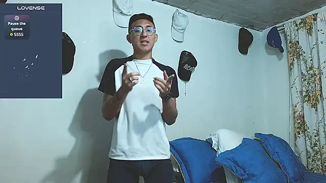 samfox  online show from 18, 4, 2026