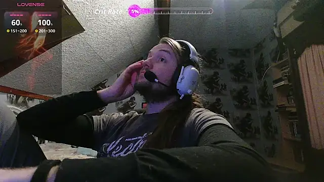 nicolasdumand21 online show from 5, 1, 2026