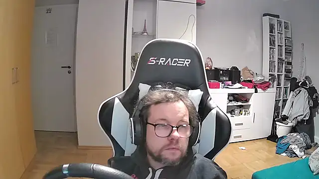 larsgessner30 online show from 7, 11, 2025