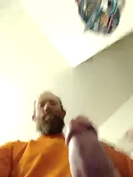 dougyhung2231 online show from 19, 12, 2025