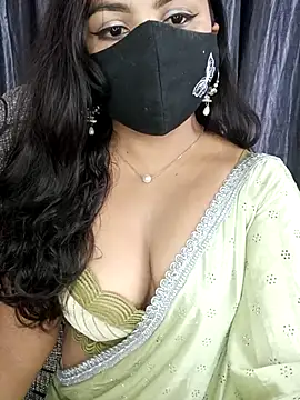 Snapshot of Tanvi-patil chatting on 7, 6, 2026 Tanvi-patil online show from 7, 6, 2026