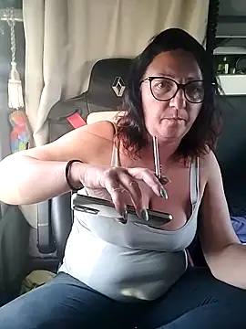 Snapshot of cuplubijoanna chatting on 24, 10, 2025 cuplubijoanna online show from 24, 10, 2025