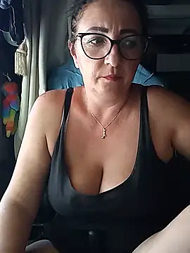 Snapshot of cuplubijoanna chatting on 14, 7, 2026 cuplubijoanna online show from 14, 7, 2026