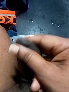 Snapshot of SexyMama_boy chatting on 22, 11, 2025 SexyMama boy online show from 22, 11, 2025