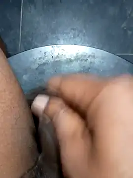 Snapshot of SexyMama_boy chatting on 19, 10, 2025 SexyMama boy online show from 19, 10, 2025