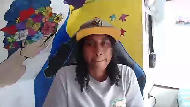 Snapshot of yohatinelly07 chatting on 12, 9, 2025 yohatinelly07 online show from 12, 9, 2025