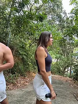 JuicyFruits93 online show from 7, 4, 2026