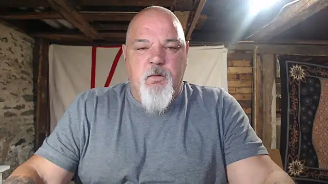 Snapshot of Newfiesausage1972 chatting on 16, 6, 2026 Newfiesausage1972 online show from 16, 6, 2026