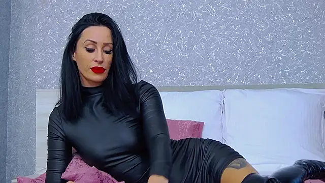 EmmaDevereaux online show from 29, 10, 2025