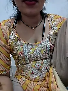 Snapshot of Simaran_bhabhi chatting on 10, 7, 2026 Simaran bhabhi online show from 10, 7, 2026