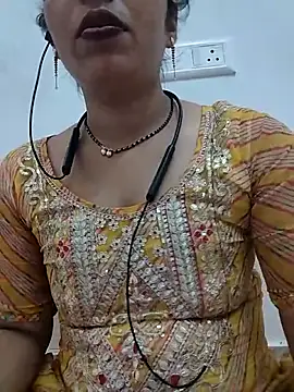 Snapshot of Simaran_bhabhi chatting on 15, 6, 2026 Simaran bhabhi online show from 15, 6, 2026
