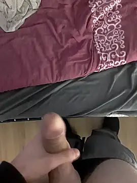 Snapshot of passion4it5 chatting on 13, 1, 2025 passion4it5 online show from 13, 1, 2025