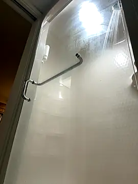 1BeautyN1Beast online show from 26, 10, 2025