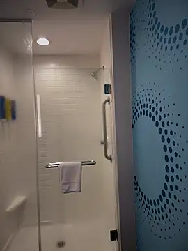 1BeautyN1Beast online show from 5, 2, 2026