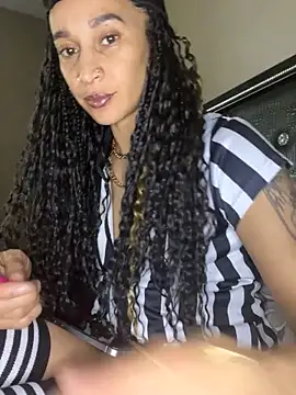 Shuggabutt online show from 9, 2, 2026