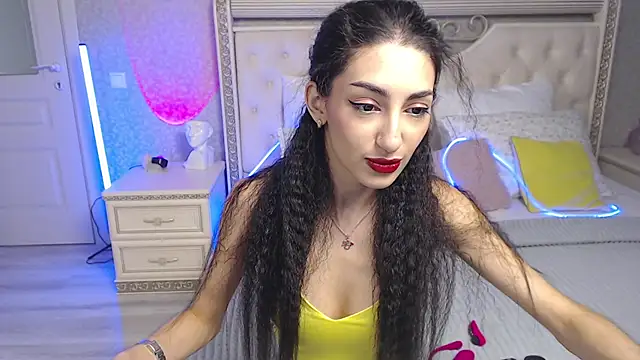 Lina Robbins online show from 7, 10, 2025