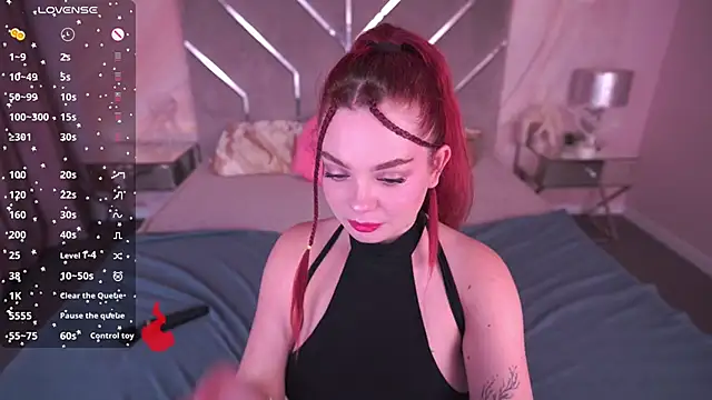 Snapshot of CarolinaDia chatting on 27, 2, 2025 CarolinaDia online show from 27, 2, 2025