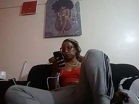 hoely grail01 online show from 11, 2, 2026