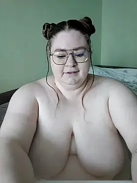 Snapshot of Chloe_WS chatting on 22, 9, 2025 Chloe WS online show from 22, 9, 2025