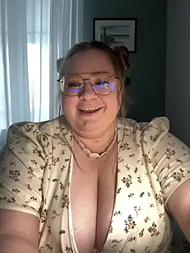 Snapshot of Chloe_WS chatting on 6, 2, 2025 Chloe WS online show from 6, 2, 2025