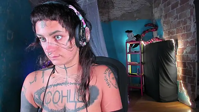 Snapshot of lady_sontse_ chatting on 14, 10, 2025 lady sontse online show from 14, 10, 2025