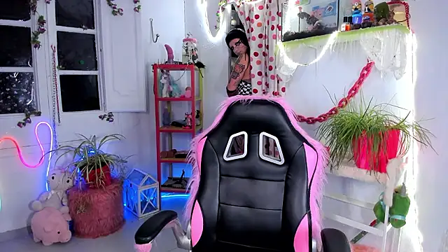 lady sontse  online show from 23, 2, 2026