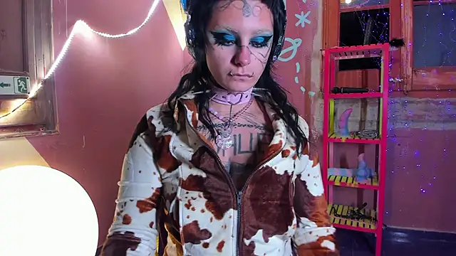 Snapshot of lady_sontse_ chatting on 7, 11, 2025 lady sontse online show from 7, 11, 2025