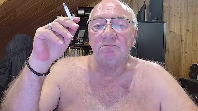 Snapshot of biggandybig chatting on 1, 6, 2026 biggandybig online show from 1, 6, 2026