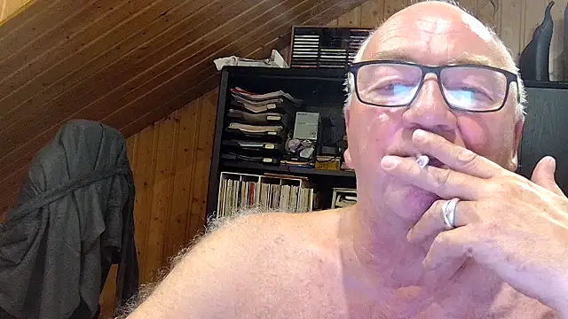 Snapshot of biggandybig chatting on 31, 5, 2026 biggandybig online show from 31, 5, 2026